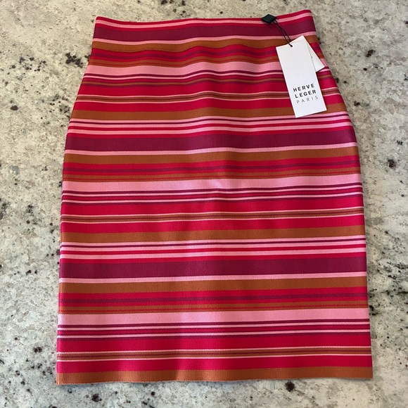 Herve Leger Dresses & Skirts - Herve Leger NWT Striped Pencil Skirt